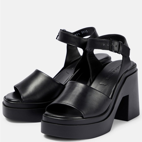 Robert Clergerie Shoes - Robert Clergerie Black Leather Platform Heels